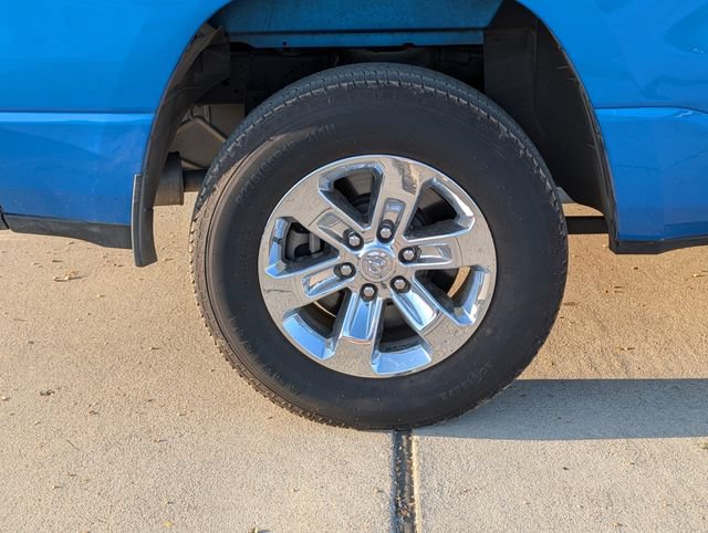 Used 2024 RAM 1500 Laramie AWD/4WD image 3