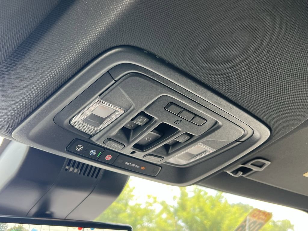 New 2025 GMC Sierra 1500 AT4 w/ Technology Package image 12