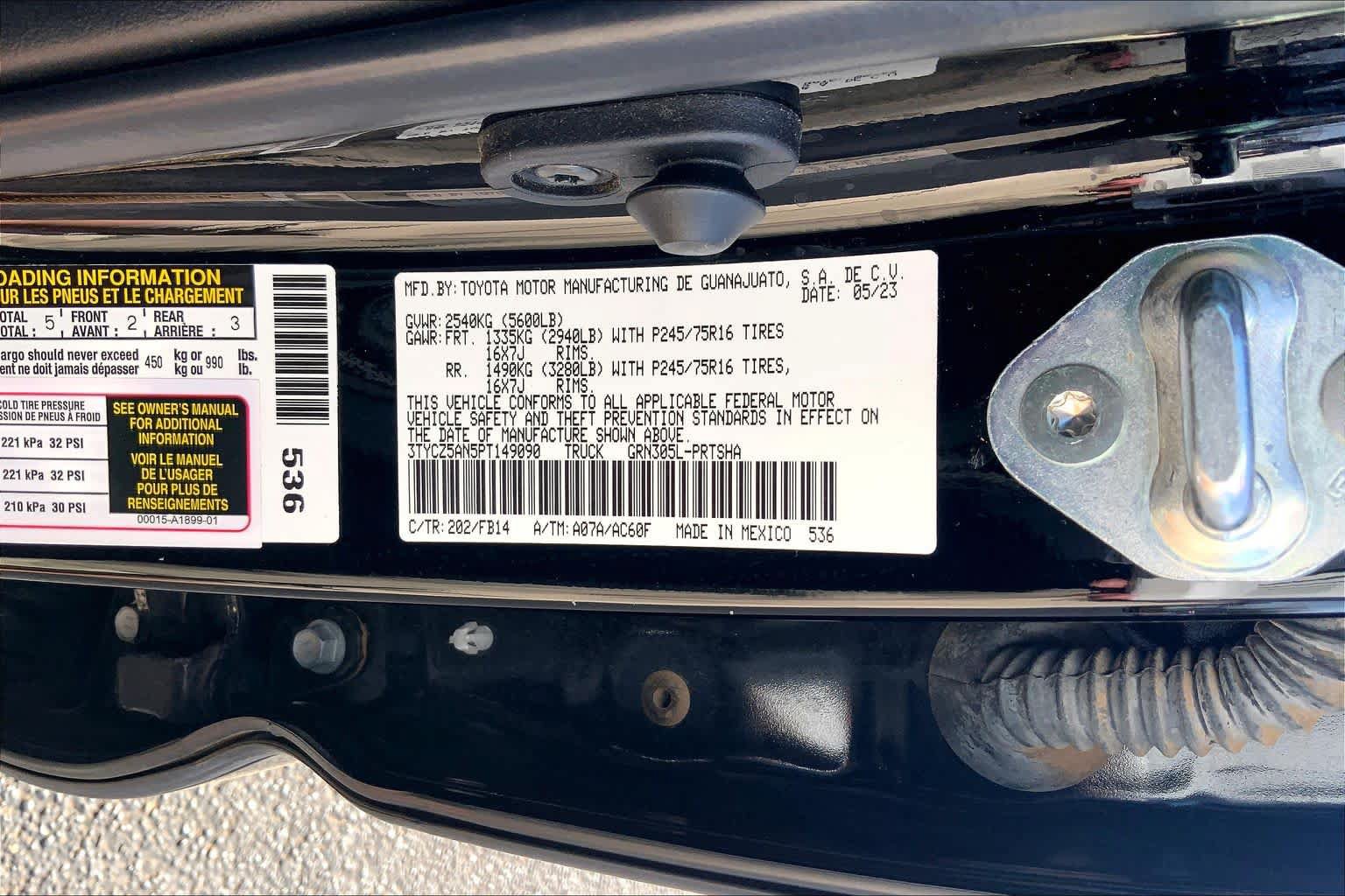 Used 2023 Toyota Tacoma SR AWD/4WD image 37