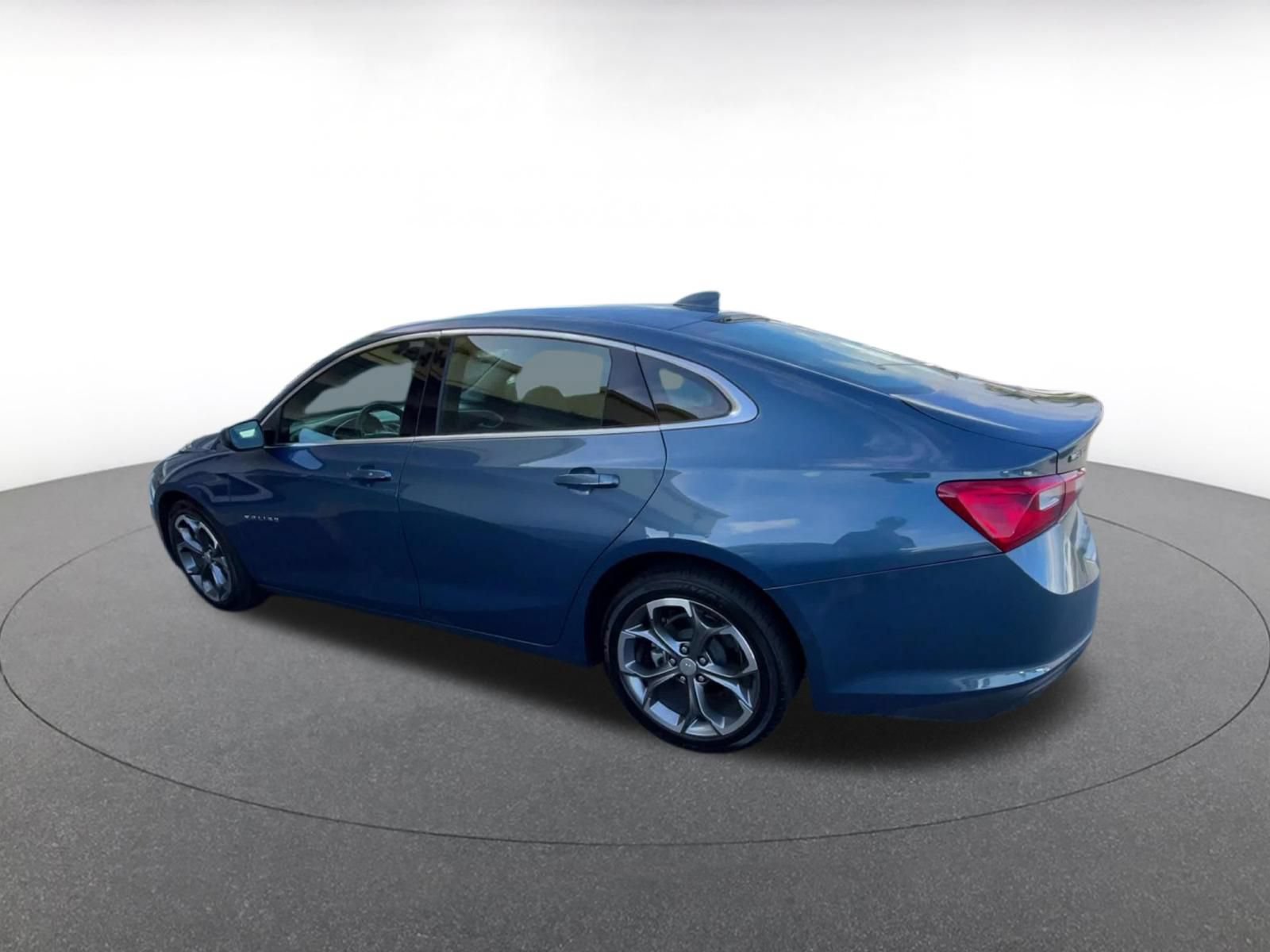 Used 2024 Chevrolet Malibu LT FWD image 10