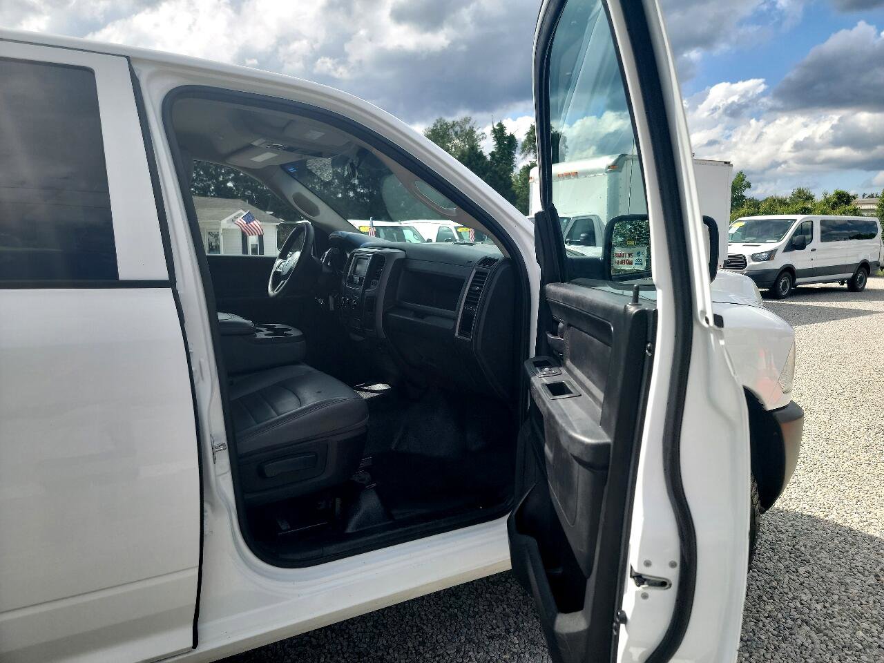 Used 2017 RAM 2500 Tradesman image 22