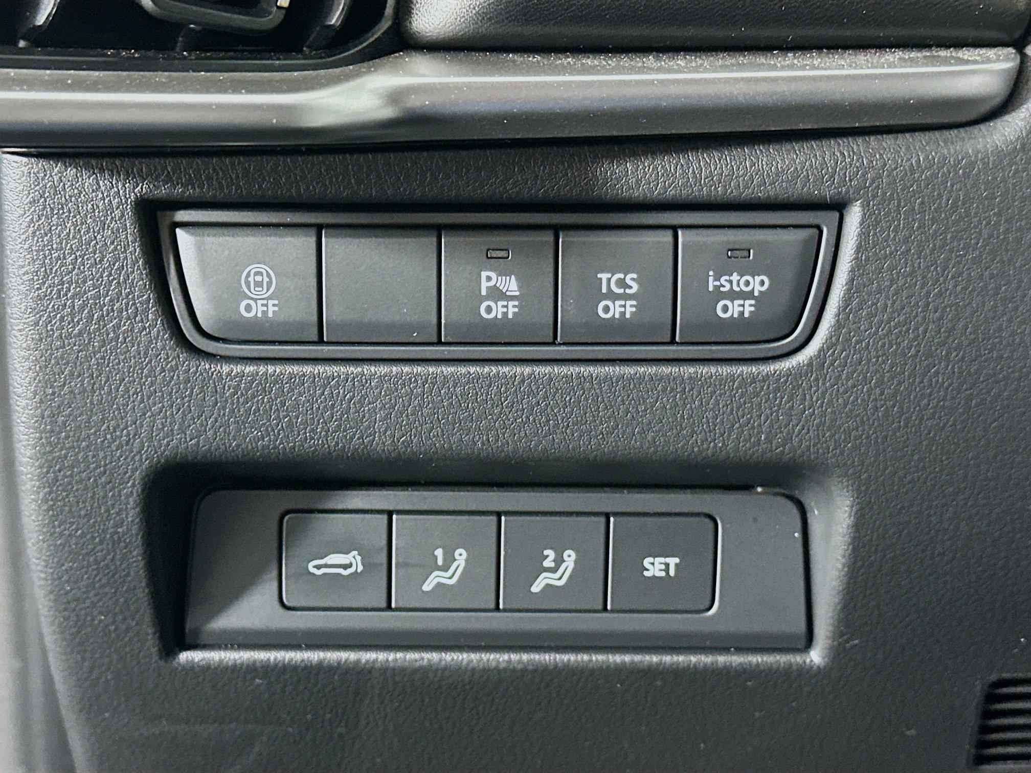 Used 2025 MAZDA CX-90 3.3 Turbo w/ Premium Plus Pkg image 17