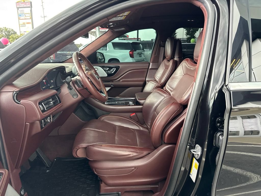 Used 2024 Lincoln Aviator Black Label w/ Dynamic Handling Package AWD/4WD image 13
