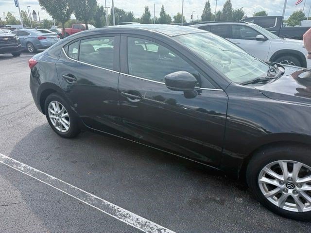 Used 2017 MAZDA MAZDA3 Sport w/ Preferred Equipment Package FWD image 13