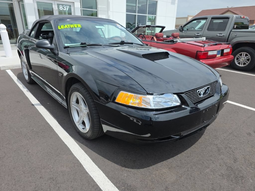 Used 2000 Ford Mustang GT RWD image 4