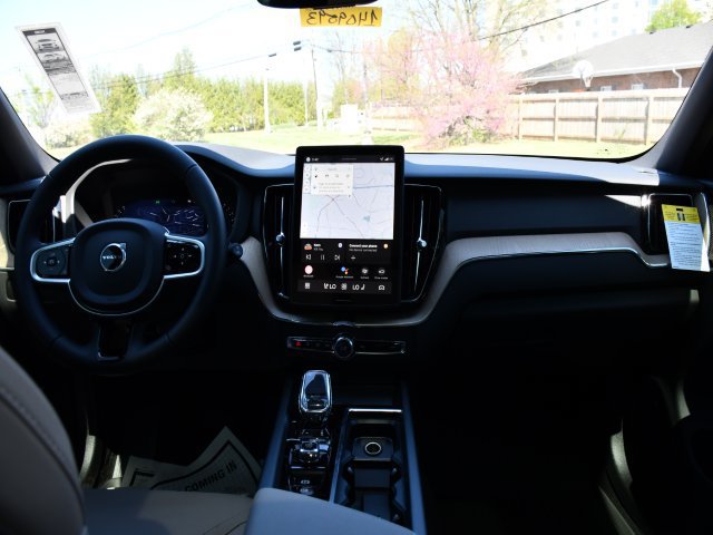 New 2026 Volvo XC60 B5 Plus w/ Protection Package Premier AWD/4WD image 18