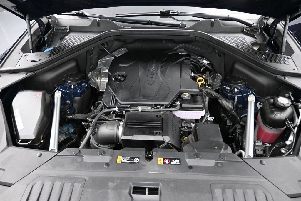 Used 2025 Genesis GV80 2.5T Standard AWD/4WD image 14
