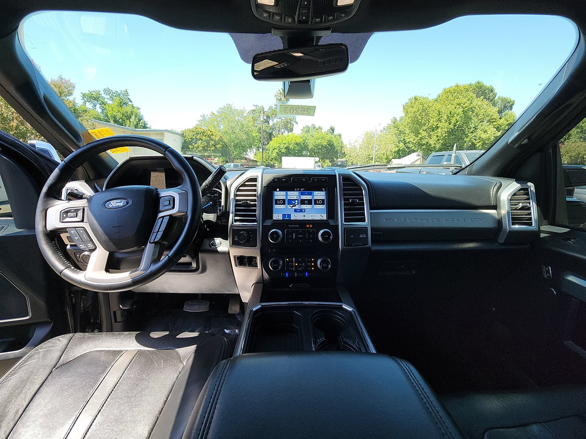 Used 2017 Ford F250 Platinum w/ Platinum Ultimate Package AWD/4WD image 27