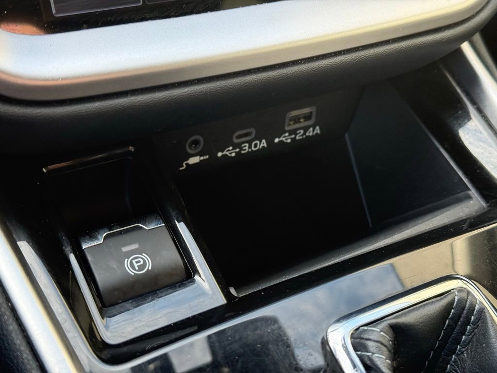 Certified 2023 Subaru Outback Premium image 17