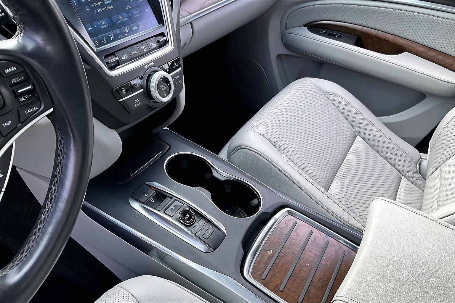 Used 2020 Acura MDX w/ Technology Package FWD image 13