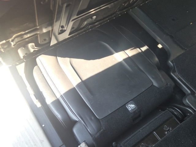 Used 2023 Chrysler Pacifica Touring-L FWD image 19