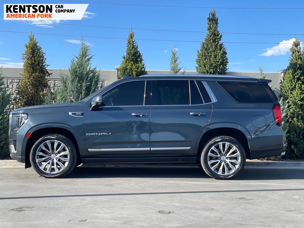 Used 2021 GMC Yukon Denali w/ Denali Premium Package AWD/4WD image 4