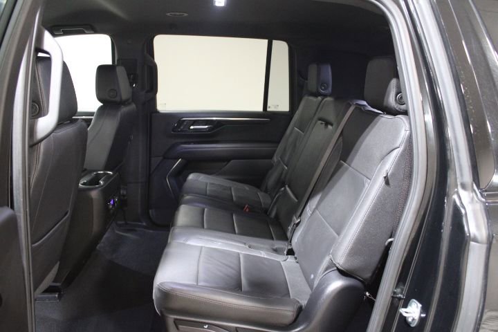 Certified 2025 Chevrolet Suburban Z71 image 23