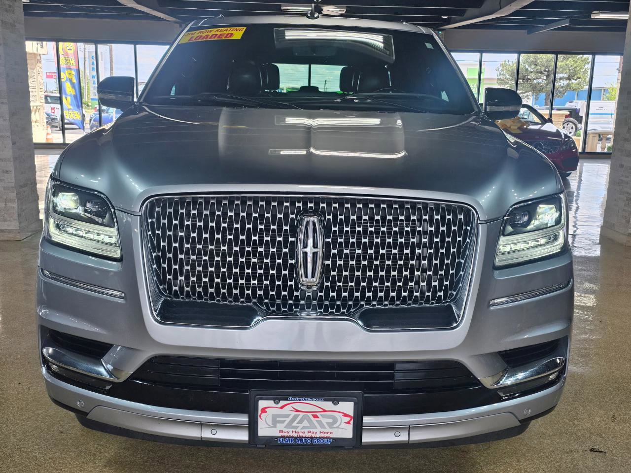 Used 2021 Lincoln Navigator L Reserve w/ Luxury Package AWD/4WD image 2