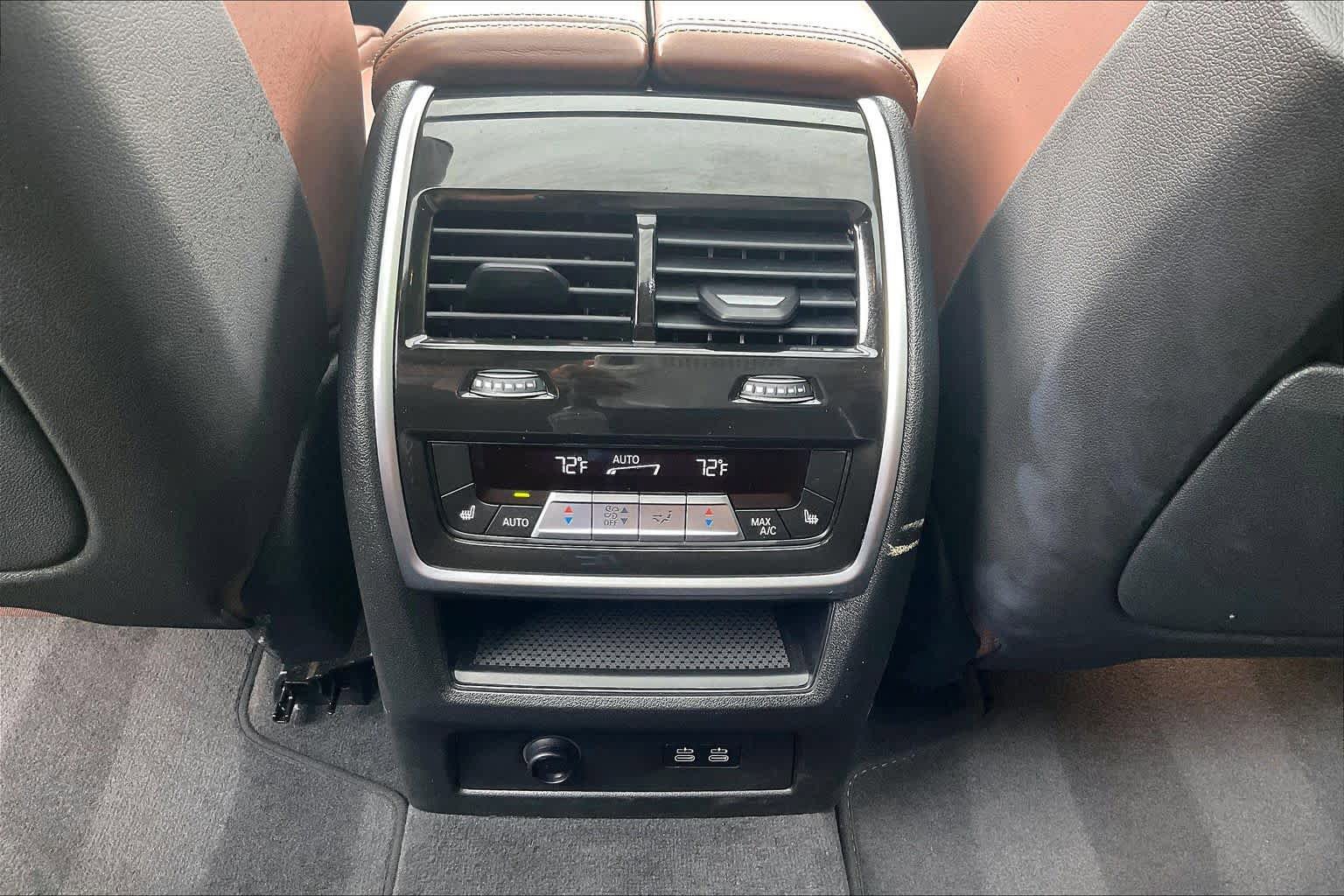 Used 2025 BMW X5 xDrive50e w/ Climate Comfort Package AWD/4WD image 35