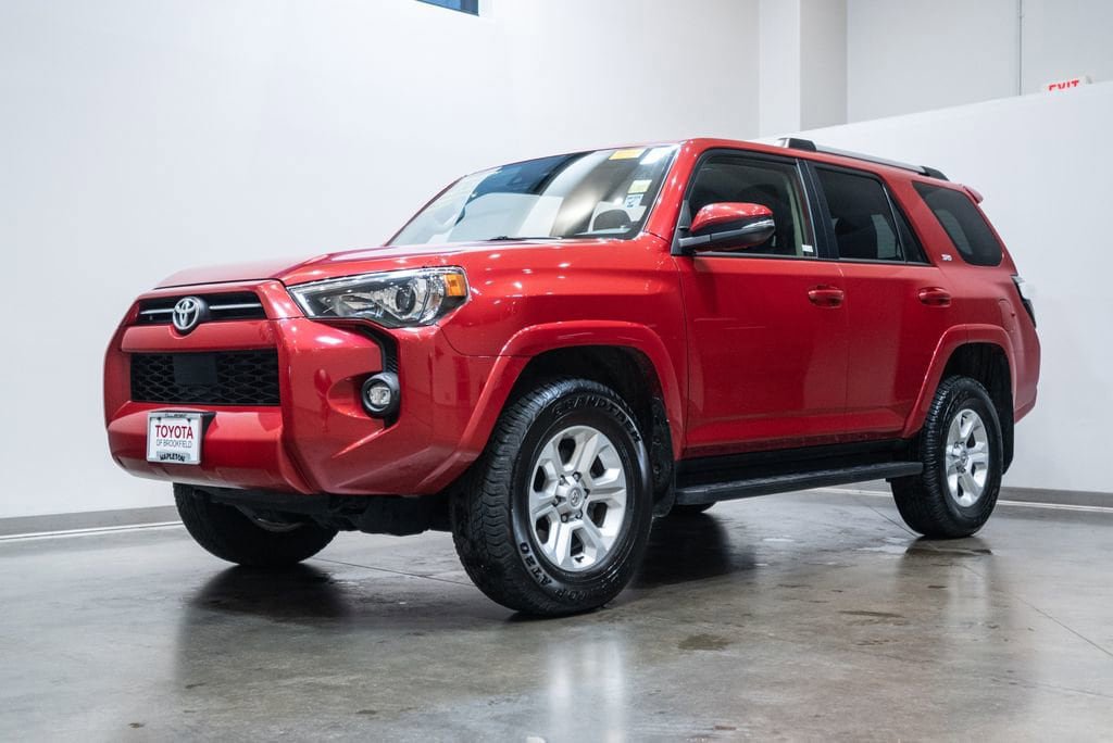 Used 2024 Toyota 4Runner SR5 Premium AWD/4WD image 3