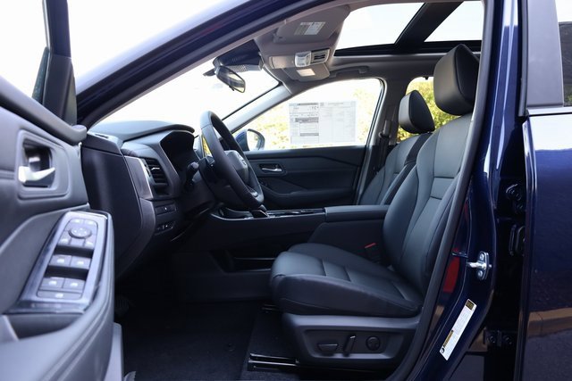 New 2026 Nissan Rogue SV image 11