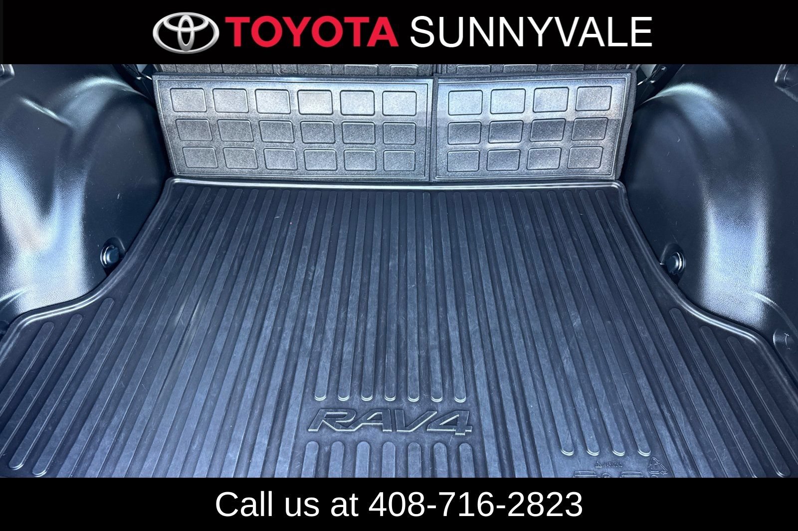 Used 2017 Toyota RAV4 XLE w/ Plus Extra Value Package FWD image 19