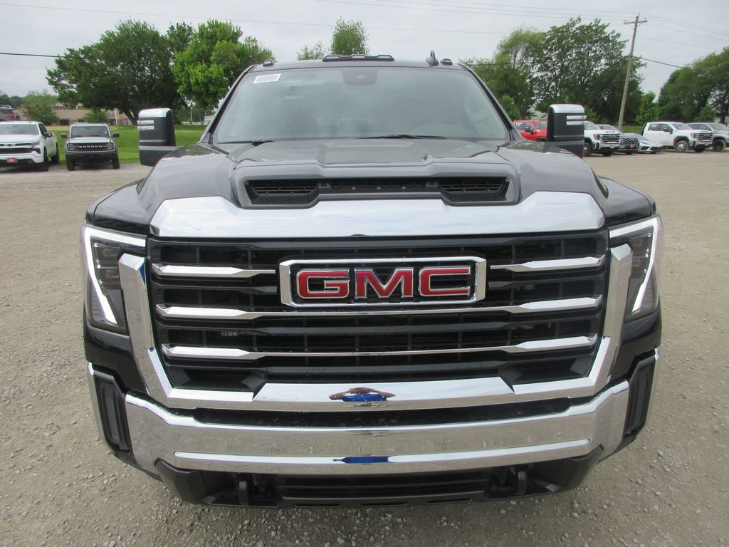 New 2026 GMC Sierra 2500 SLT AWD/4WD image 11