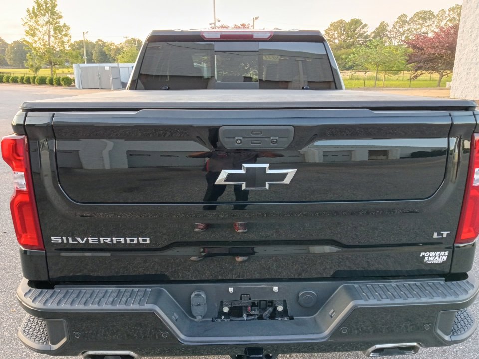 Used 2021 Chevrolet Silverado 1500 LT Trail Boss w/ LT Trail Boss Premium Package AWD/4WD image 14