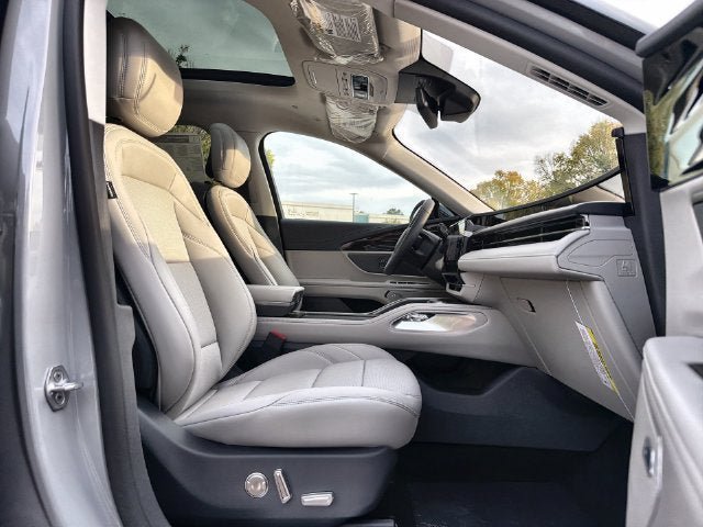 New 2026 Lincoln Nautilus Premier w/ Equipment Group 102A AWD/4WD image 26