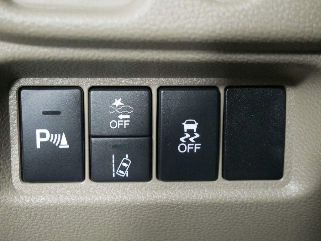 Used 2020 Honda Pilot Touring image 24