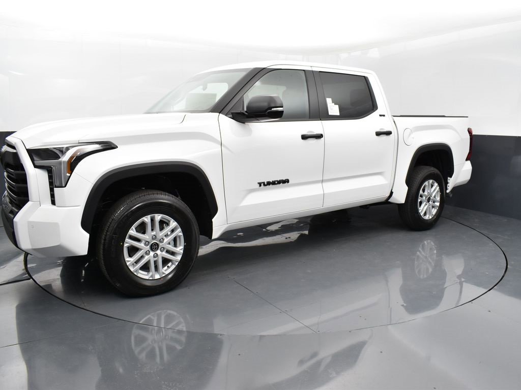 Used 2024 Toyota Tundra SR5 w/ SR5 Convenience Package image 4