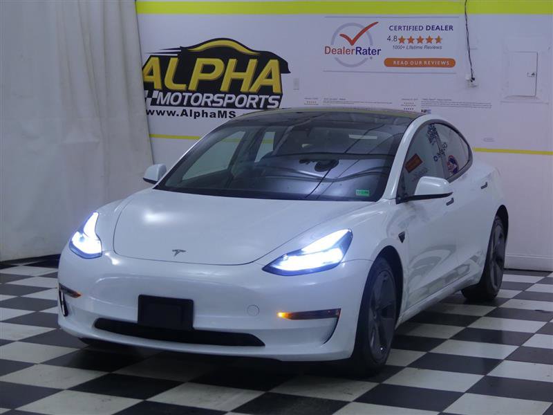 Used 2023 Tesla Model 3 Standard Range image 3