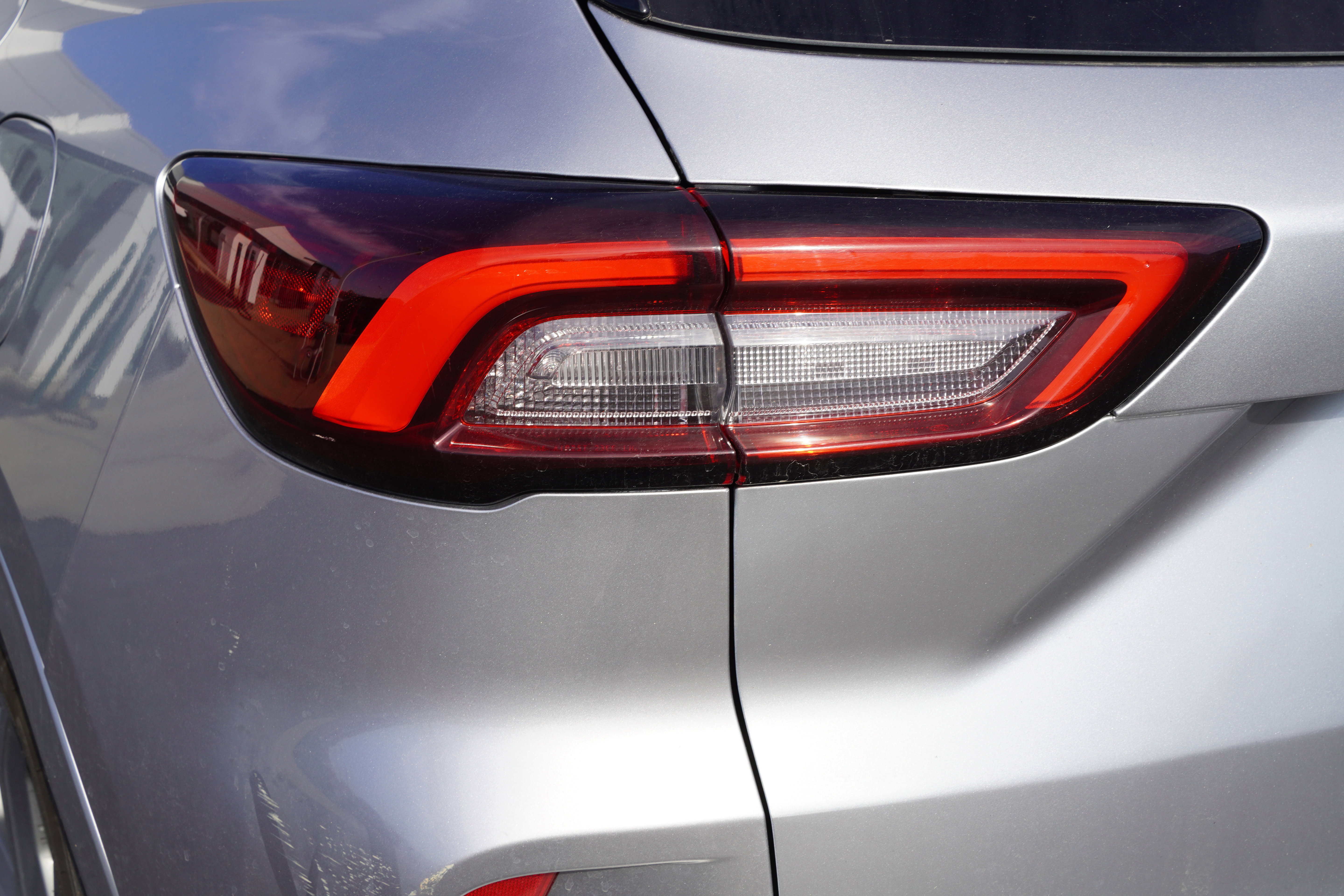 Used 2024 Ford Escape ST-Line image 7