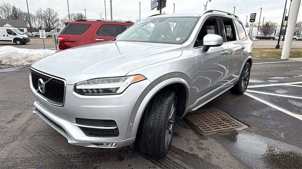 Used 2018 Volvo XC90 T5 Momentum w/ Convenience Package image 6