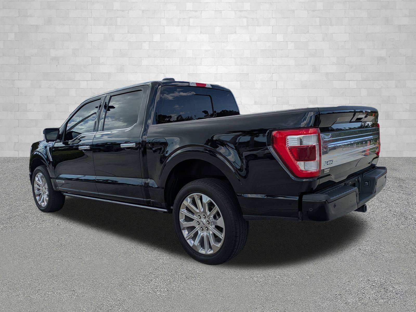 Used 2023 Ford F150 Limited AWD/4WD image 4