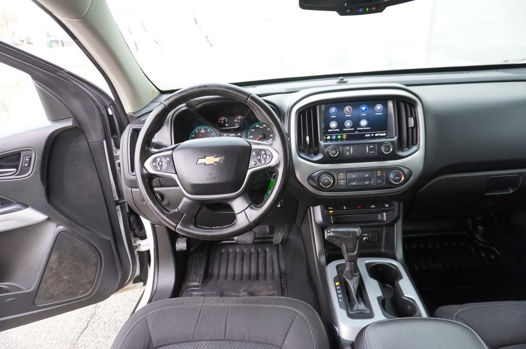 Used 2022 Chevrolet Colorado LT w/ Fleet Safety Package image 9