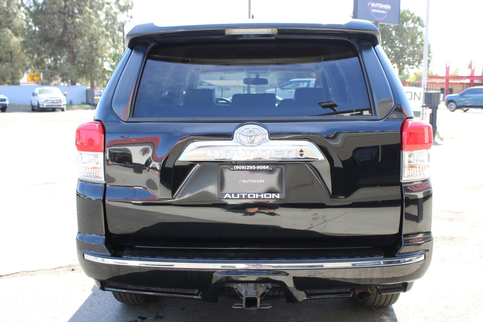 Used 2010 Toyota 4Runner Limited image 41