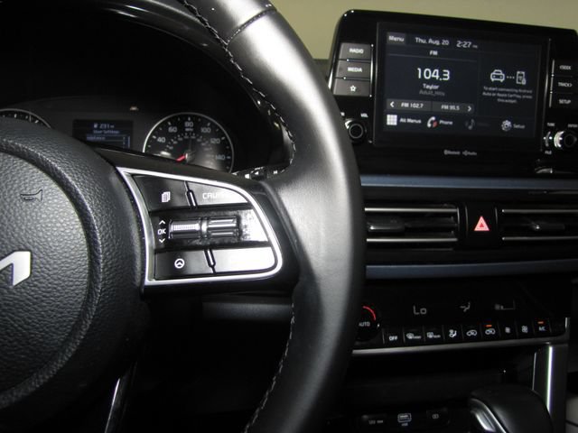 Used 2023 Kia Seltos S FWD image 6