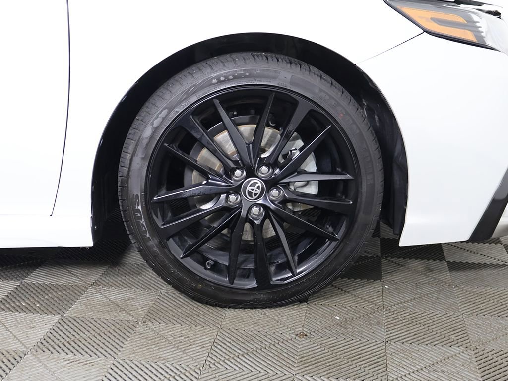 Used 2021 Toyota Camry XSE FWD image 22