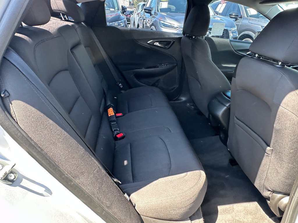 Used 2018 Chevrolet Malibu LS FWD image 17