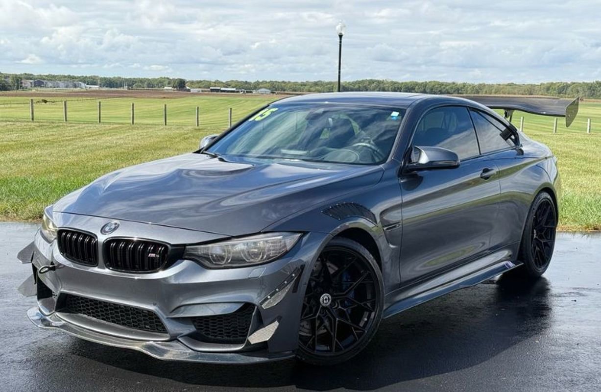 Used 2015 BMW M4 Coupe image 1