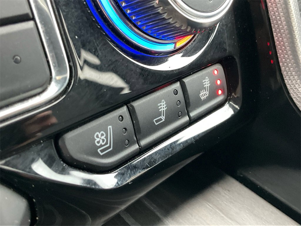 Used 2022 GMC Yukon Denali image 26