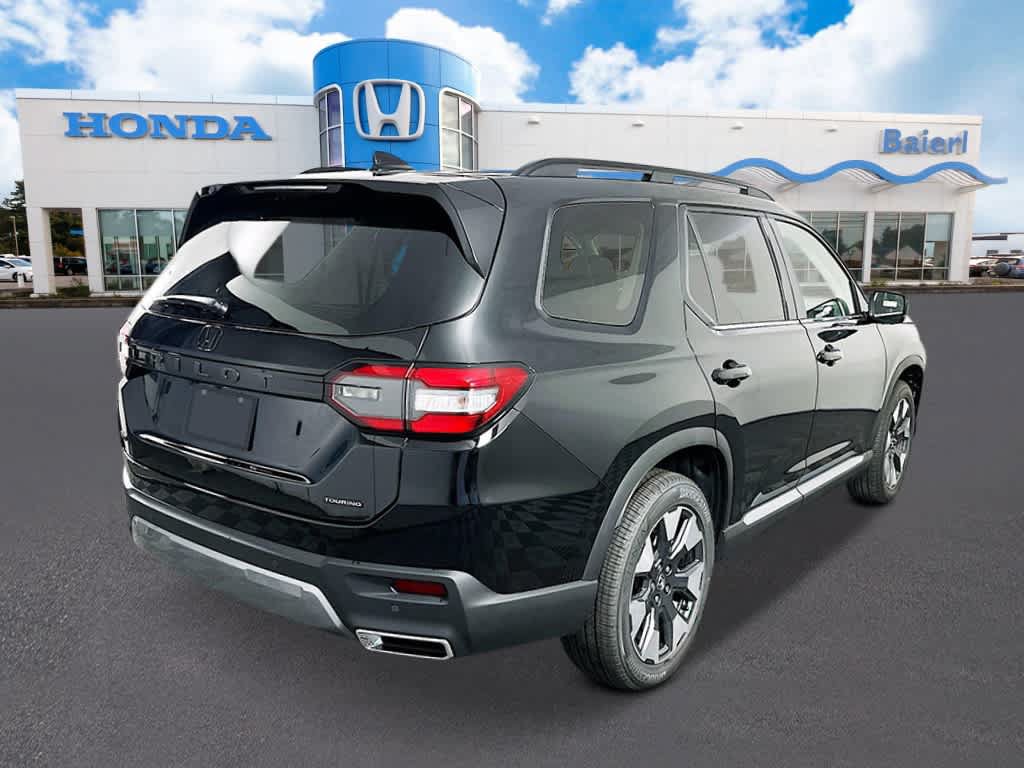 New 2026 Honda Pilot Touring image 4