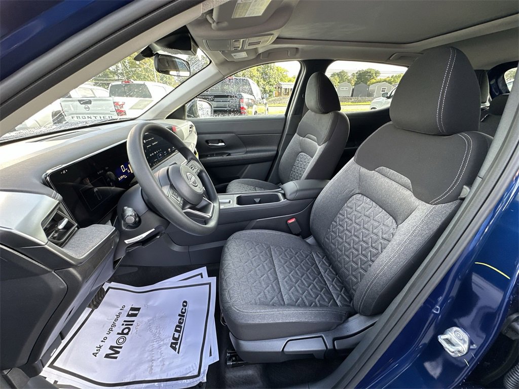 New 2026 Nissan Kicks SV w/ SV Premium Package image 11