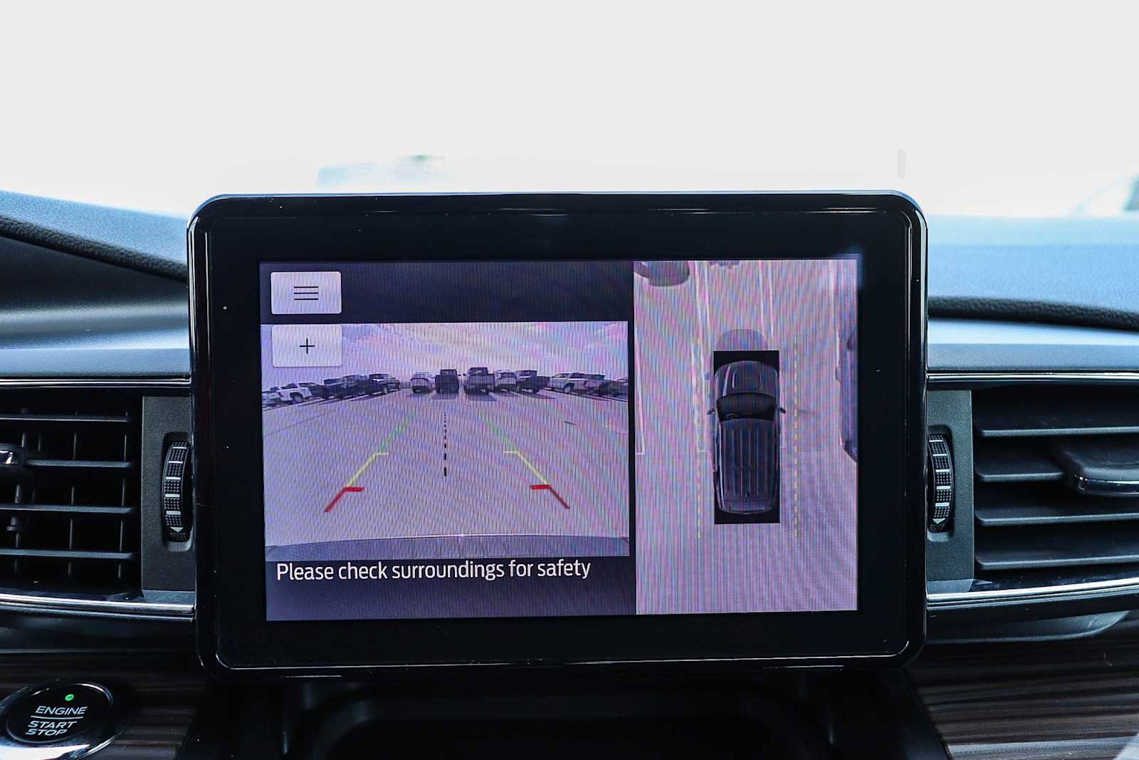 Used 2020 Ford Explorer Limited image 25