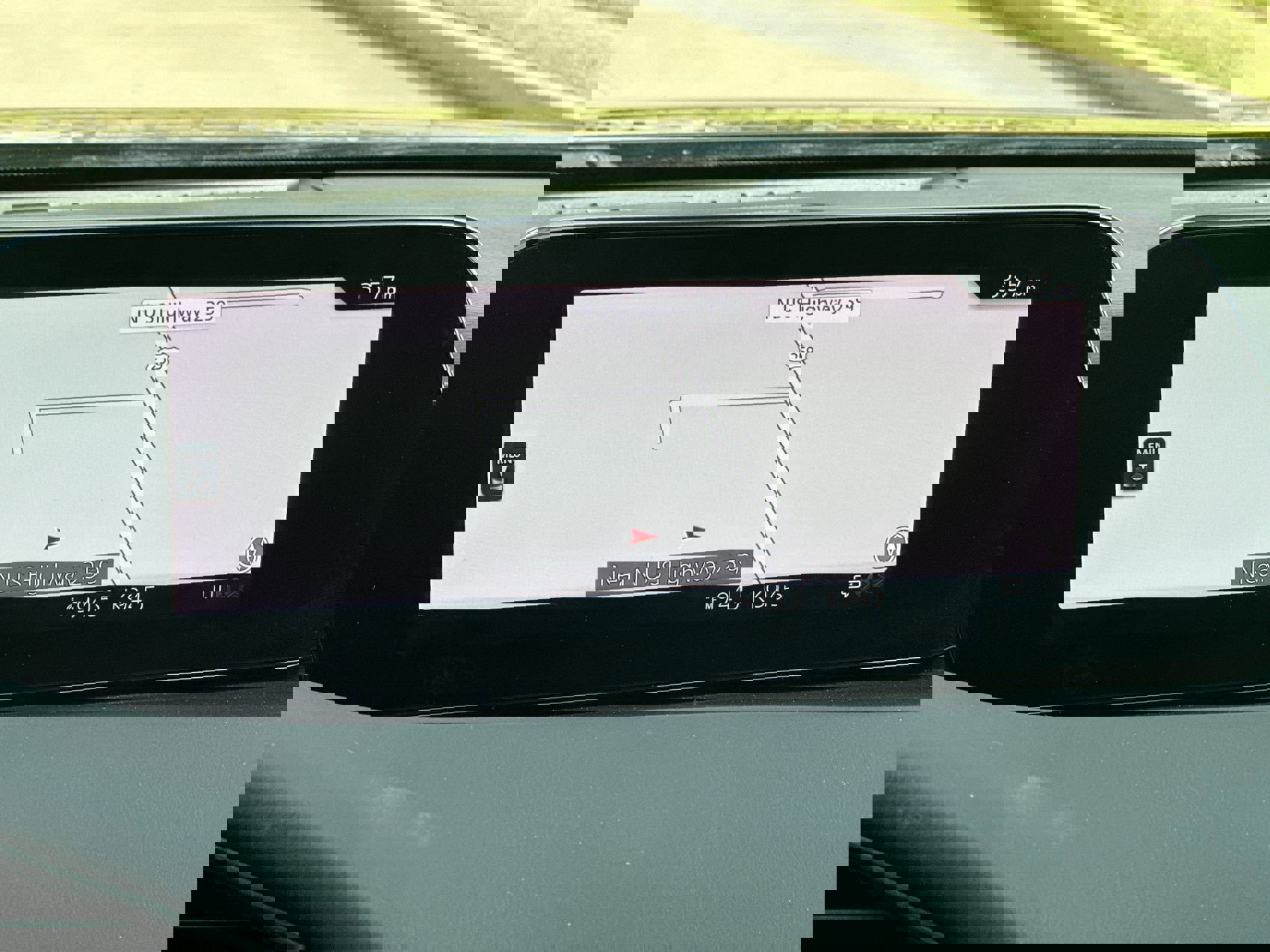 Used 2021 MAZDA MAZDA3 2.5 Turbo Sedan w/Premium Plus image 18