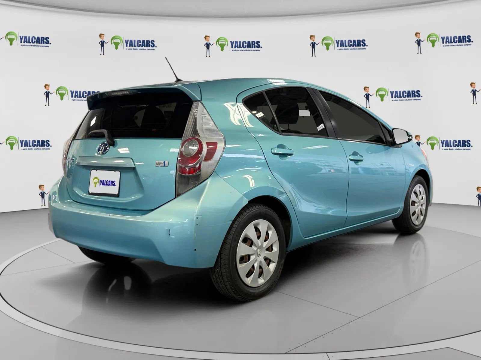 Used 2012 Toyota Prius C Two image 5