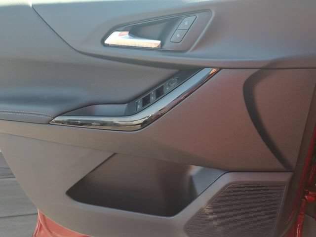 New 2027 Chevrolet Equinox LT w/ Safety and Technology Package FWD image 13