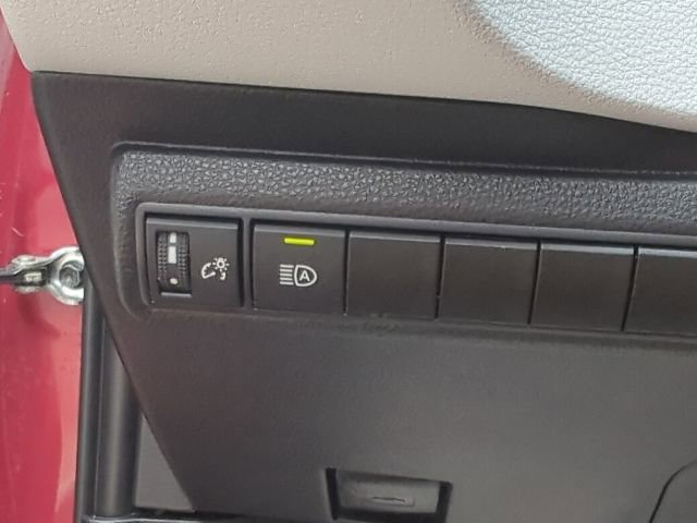 Used 2024 Toyota Corolla SE FWD image 18