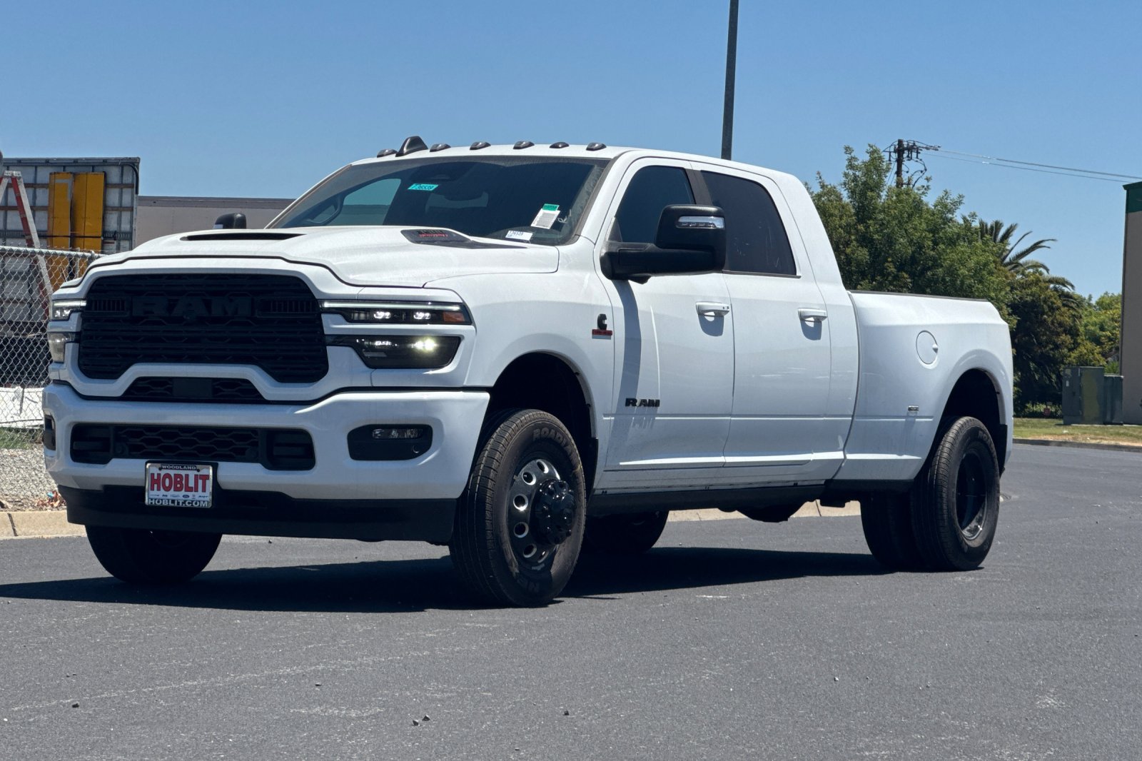 New 2026 RAM 3500 Laramie AWD/4WD image 7