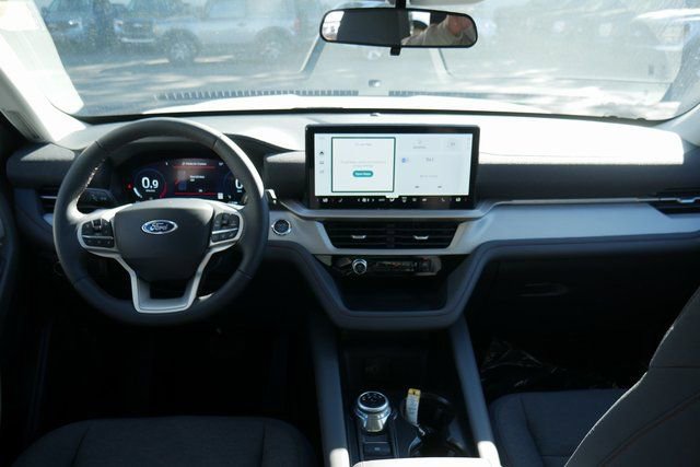 New 2026 Ford Explorer Active image 6