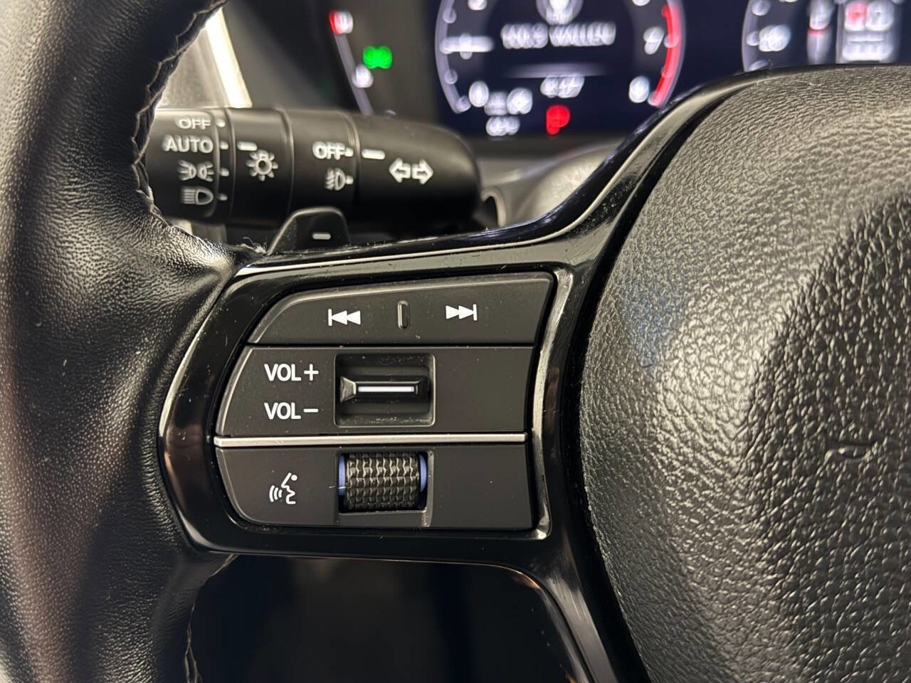 Used 2024 Honda Civic Touring image 29