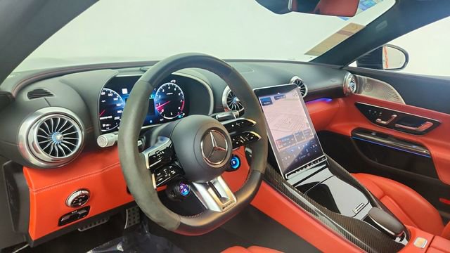 Used 2023 Mercedes-Benz SL 55 AMG 4MATIC image 26