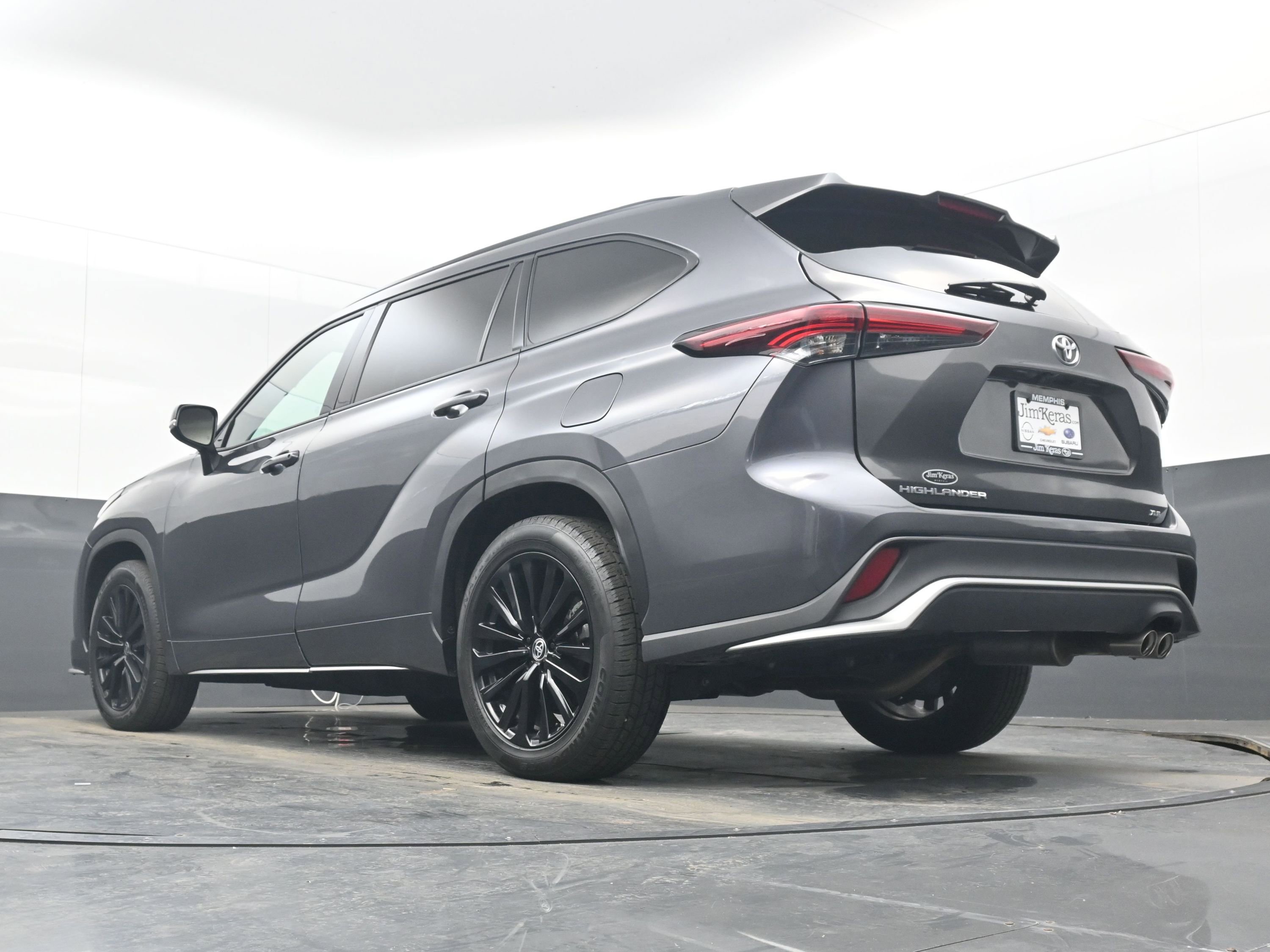 Used 2024 Toyota Highlander XSE image 30